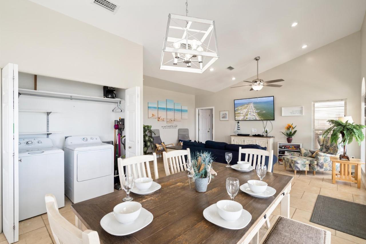 Marisol - Pet Friendly And Gulf Front! Enjoy The Large Deck With Amazing Views! Home 多芬岛 外观 照片